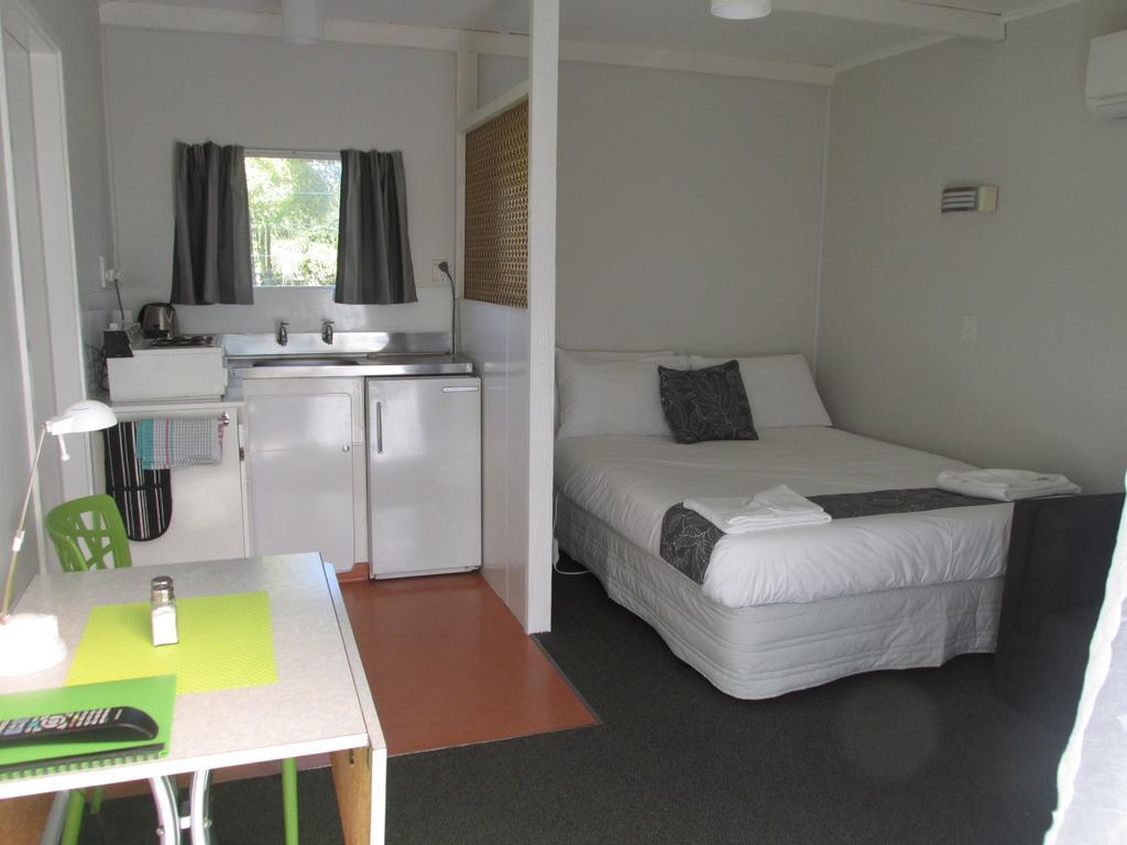 Fernwood Holiday Park Motueka Szoba fotó
